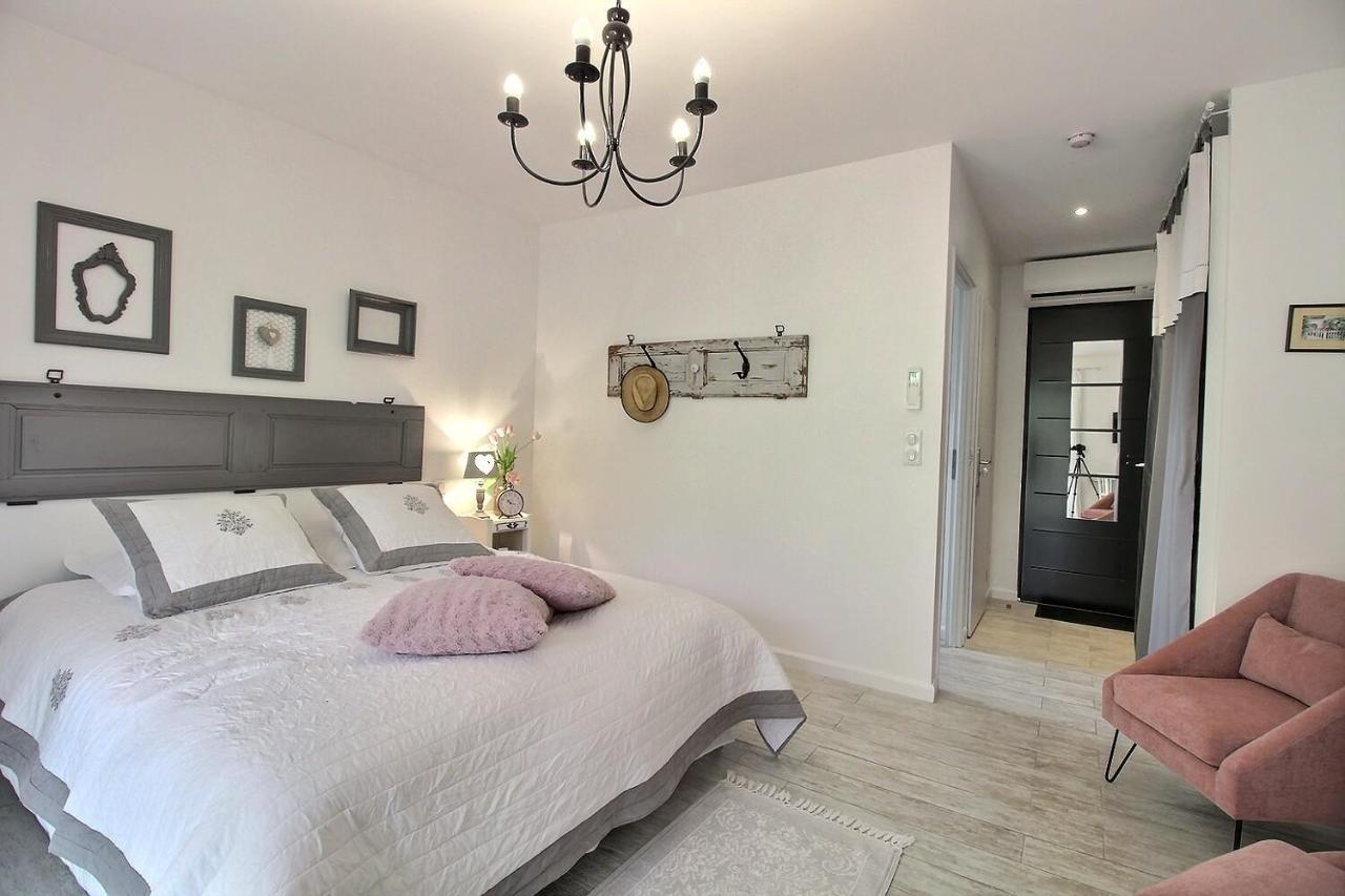 La Villa Aux Oliviers 弗莱约斯克 外观 照片