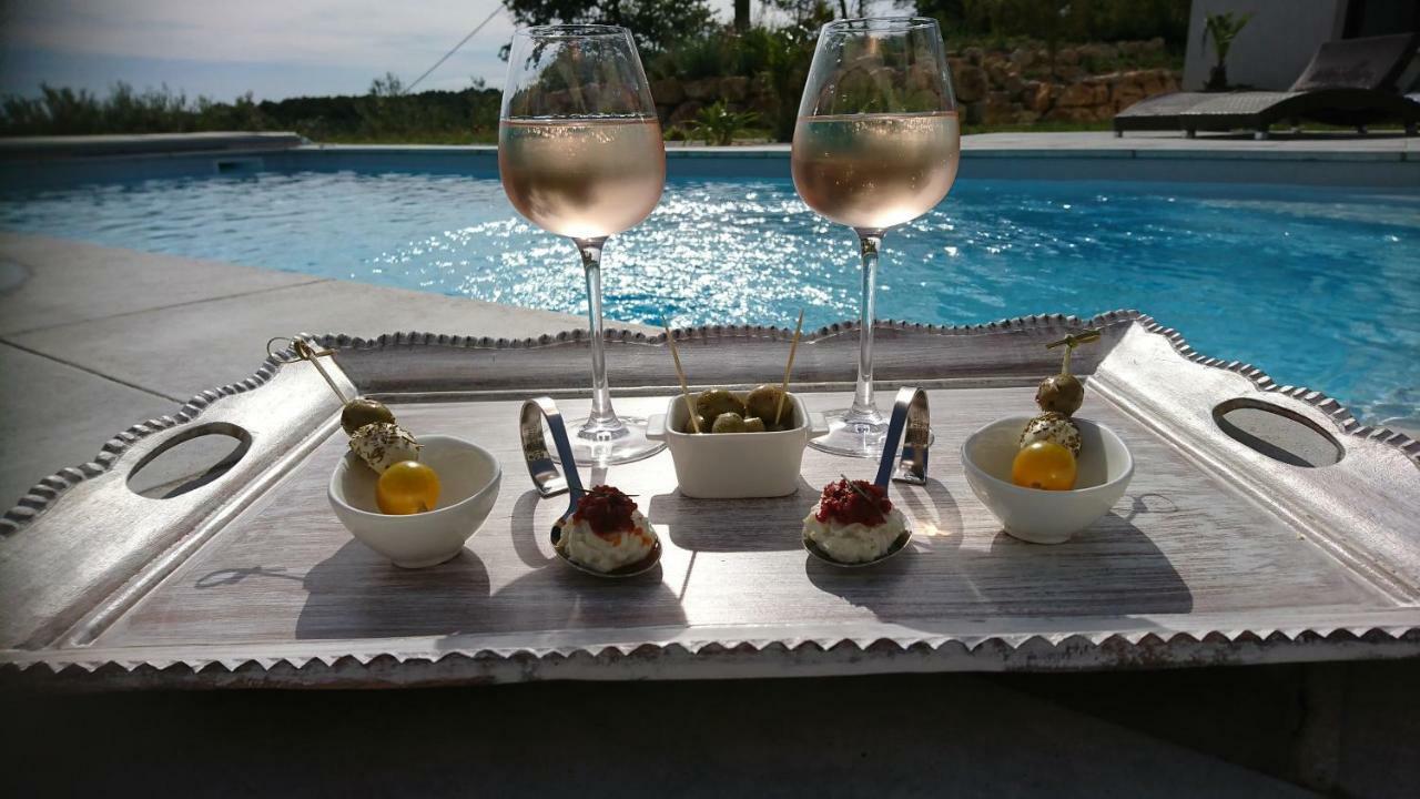 La Villa Aux Oliviers 弗莱约斯克 外观 照片