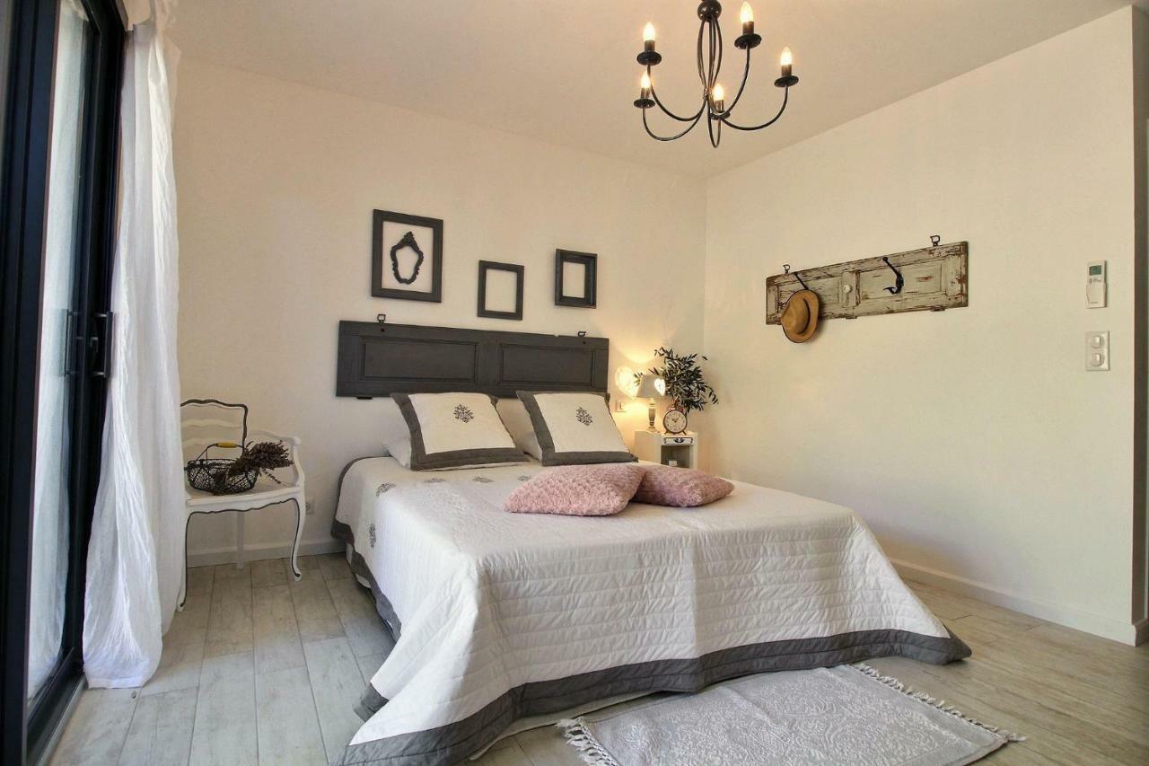 La Villa Aux Oliviers 弗莱约斯克 外观 照片